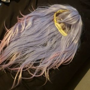 Halloween wig with bangs